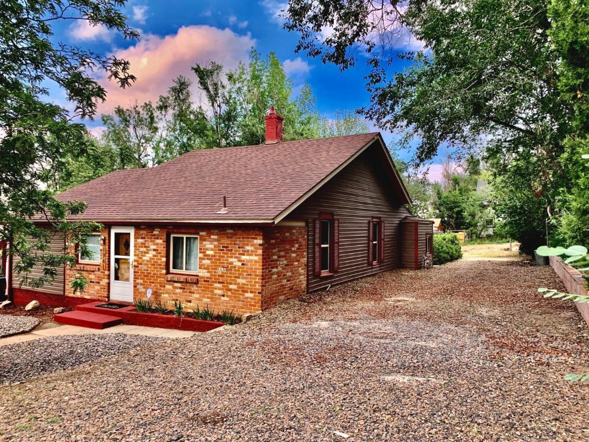 Newly Renovated Cozy Home Minutes From Broadmoor And Downtown Colorado Springs Esterno foto